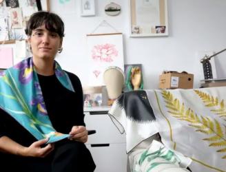 Xiana Cobo, ilustradora e artesá.