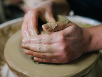 Cerámica Pepa Moreno al torno