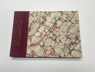 Encuadernación japonesa y plumier