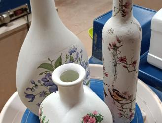 DIVERSAS BOTELLAS RECICLADAS