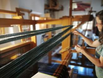 Visita-Taller a AyF Tejedores en Orcera. Universidad Popular Jaén. 