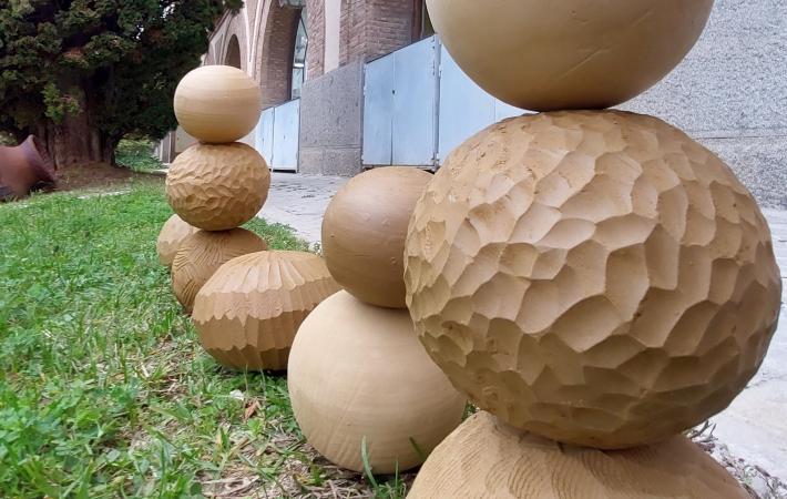 Esferas, futuros distópicos