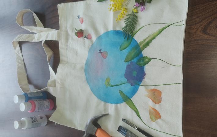Taller de pintura y estampación  en tela