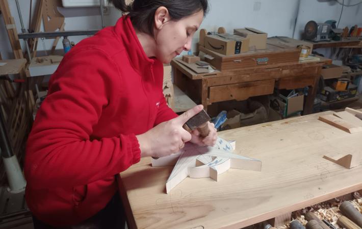 Lola en su taller 