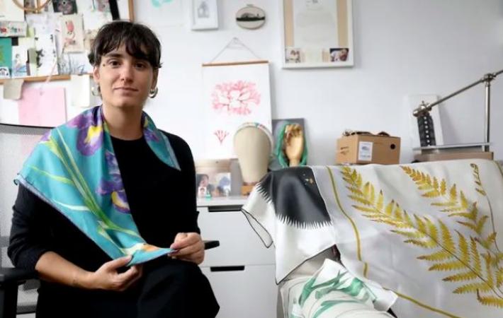 Xiana Cobo, ilustradora e artesá.