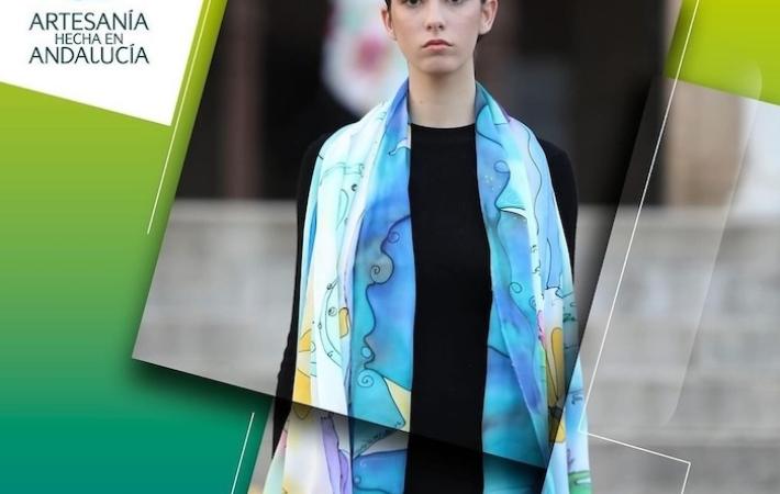 Fular pintado a mano