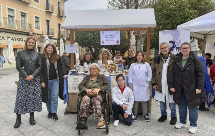 Cerámica en la Calle con Manos Artesanas