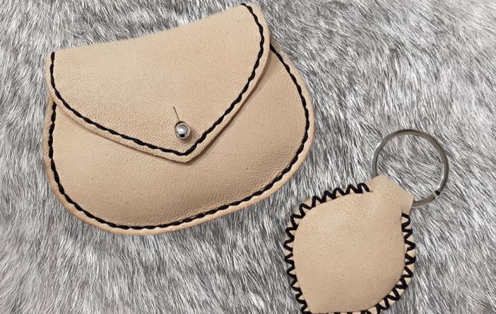 Cuero, monedero y llavero