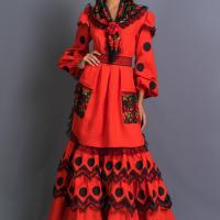 Traje flamenca con diseño de bordado 