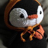 Amigurumi pinguino creado por LA FABRICA DE LA ABUELA