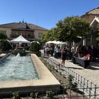 Puestos del Patio de Artesanos en la Plaza