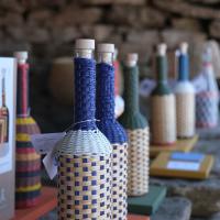 Botellas Trenzadas mimbre y cable