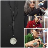 Grabado, esmalte y plata