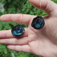 Pendientes realizados en cerámica.